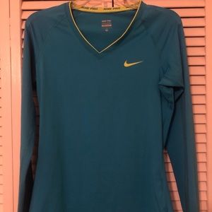 Nike long sleeve v neck top